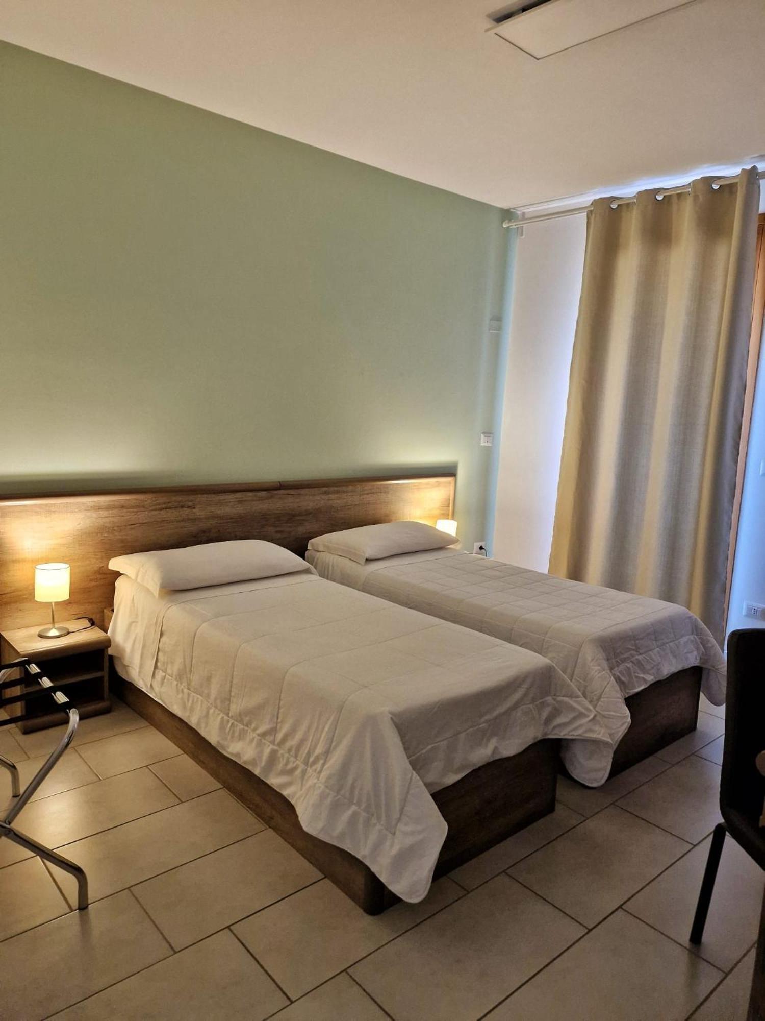 Mansio Residence & Hotel Elmas Esterno foto
