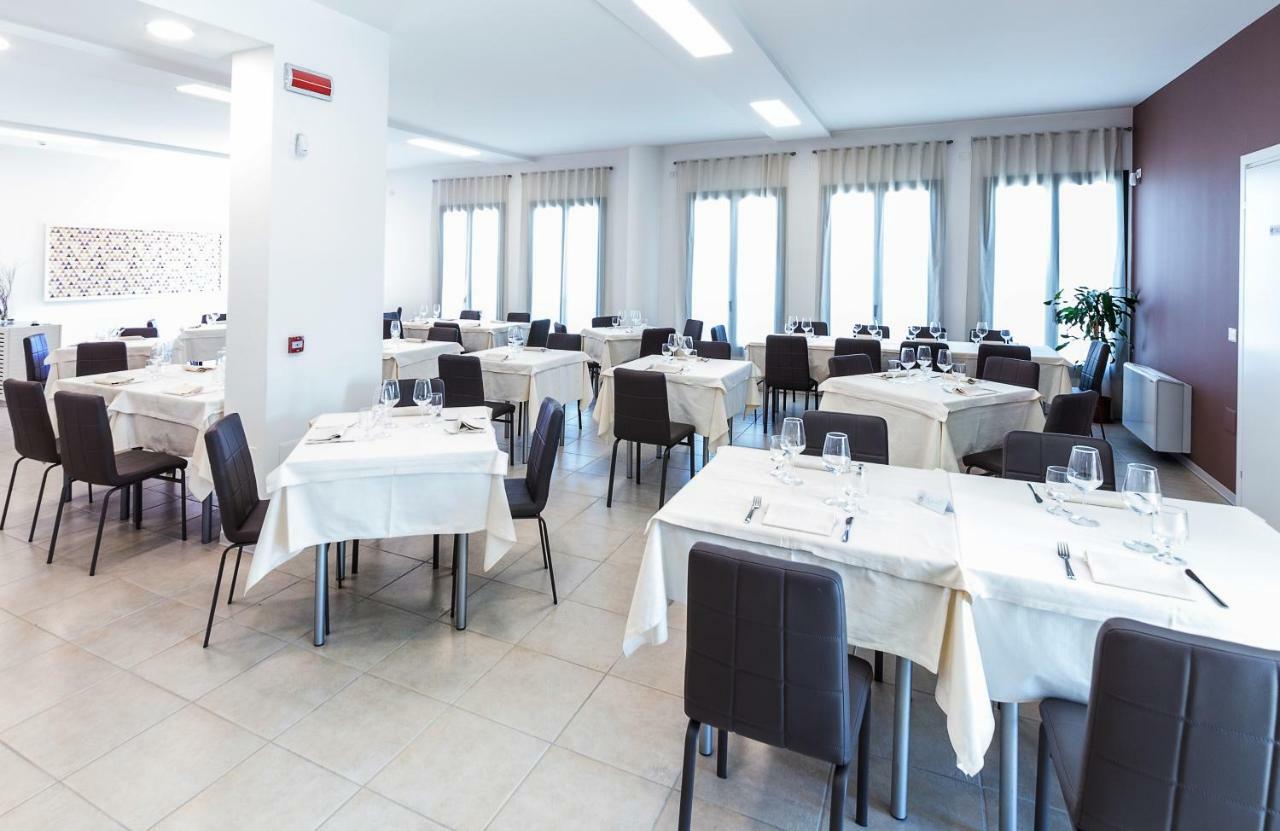 Mansio Residence & Hotel Elmas Esterno foto