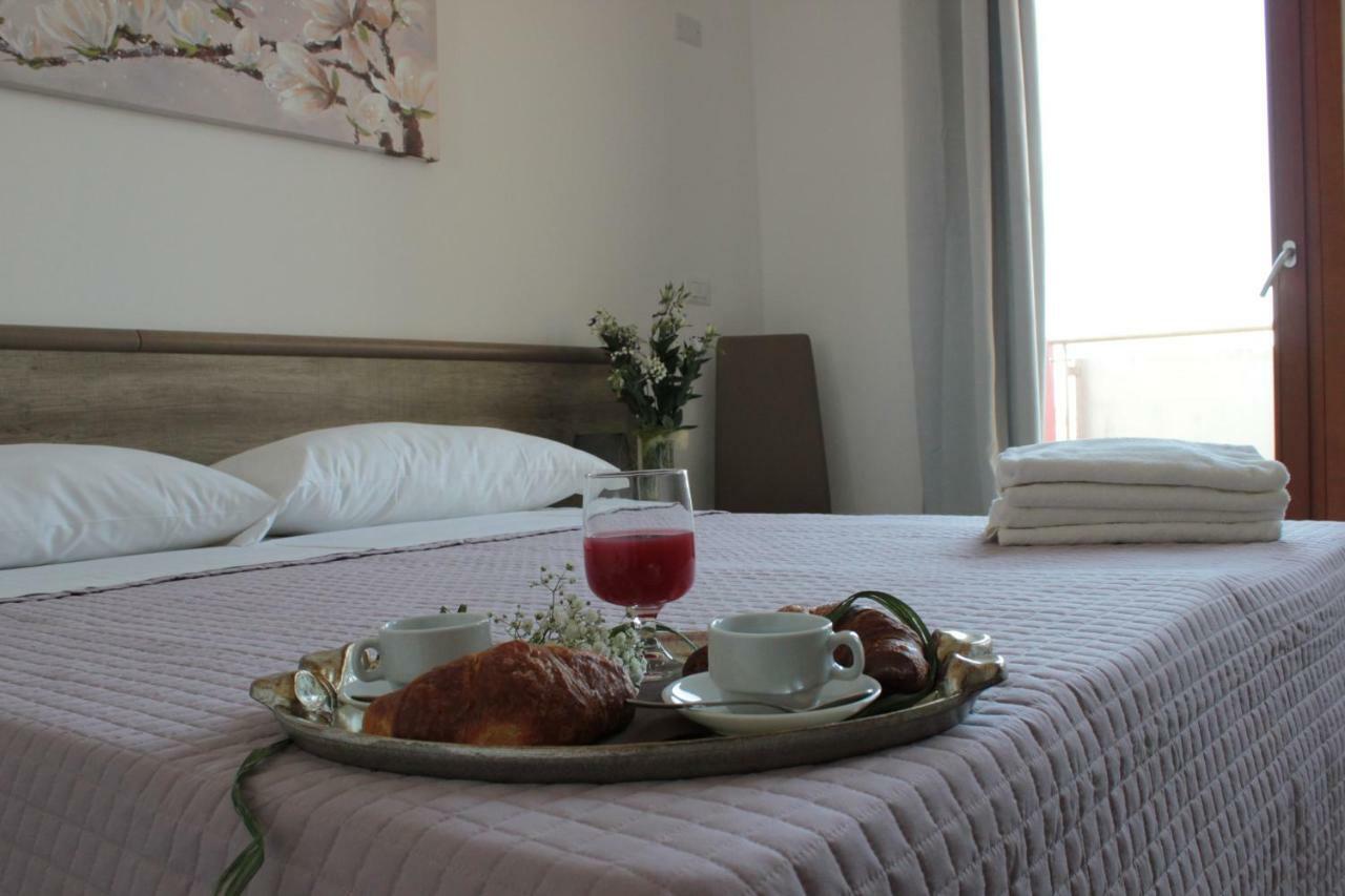 Mansio Residence & Hotel Elmas Esterno foto